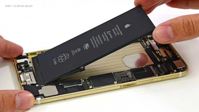 iPhone 6 Plus Teardown Reveals Enormous, Long-Lasting Battery