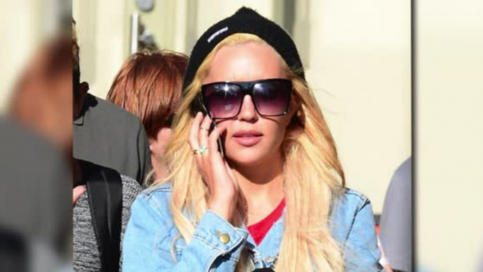 Amanda Bynes Accused of Shoplifting