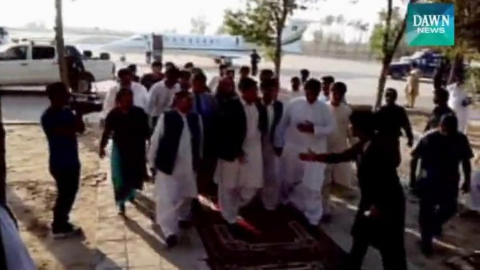 Bilawal Bhutto Zardari visits shrine of Lal Shahbaz Qalandar