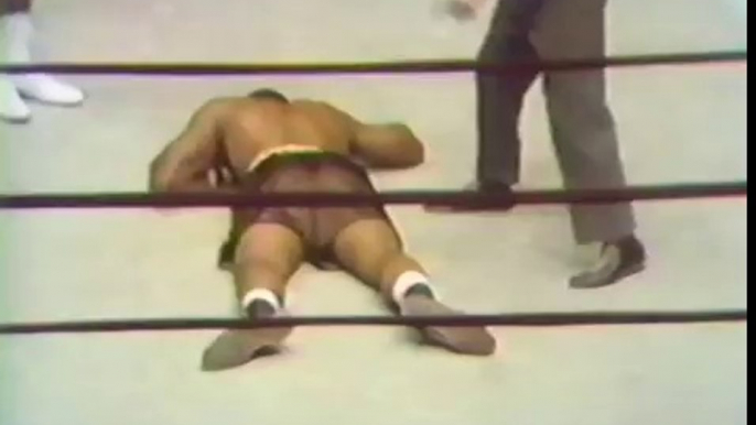 Muhammad Ali VS Zora Folley (Madison Square Garden, New York, New York, USA, 1967-03-22)