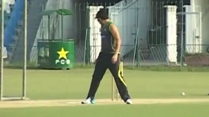 Saeed Ajmal's new bowling action