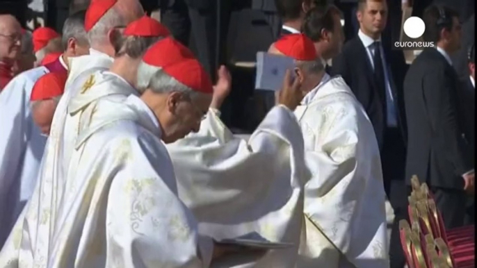 Pope Paul VI beatified by Pope Francis at Vatican mass