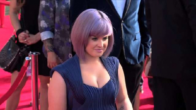 Kelly Osbourne Honors Joan Rivers