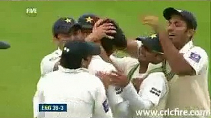 Mohammad Amir 6 wickets in 2 overs vs England in Test