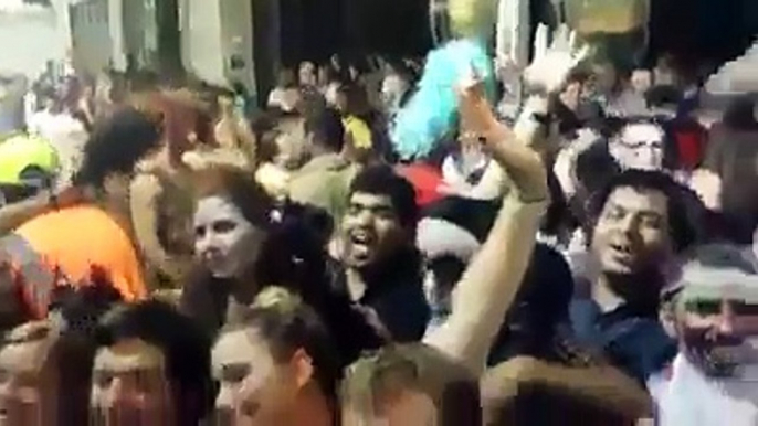 Dunya News - 'Go Nawaz Go’ Slogans At Halloween Party in Australia