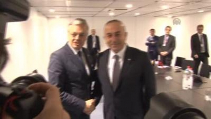 Çavuşoğlu, Reynders ile Bir Araya Geldi