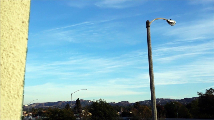 CHEMTRAILS: HEAVY CHEMTRAIL SPRAYING IN SOUTHERN CALIFORNIA. BLACK FRIDAY WEEKEND