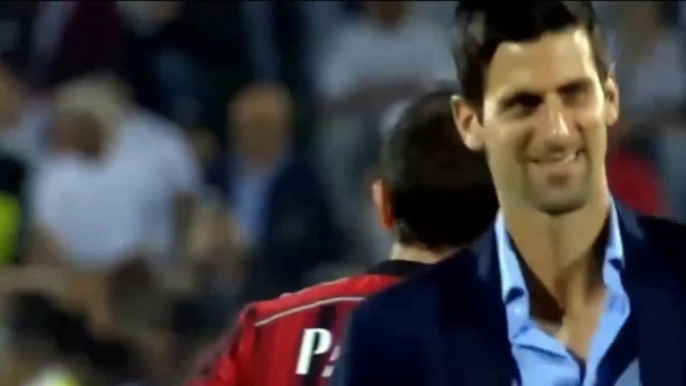 Novac Djokovic mustra sus habilidades junto a Bale y Benzema en la fiesta de Dubai.