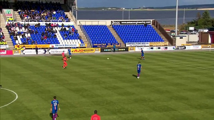 Caley Jags star Doran scores after amazing Barca-style football!