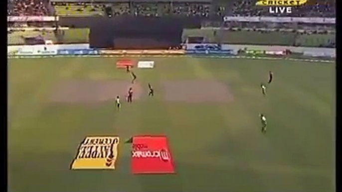 Most funniest Dismissal in Cricket history  Shahid Afridi Wicket  11 March 2012