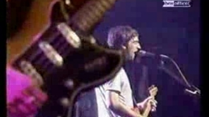 Oasis - Don't Look Back in Anger Live