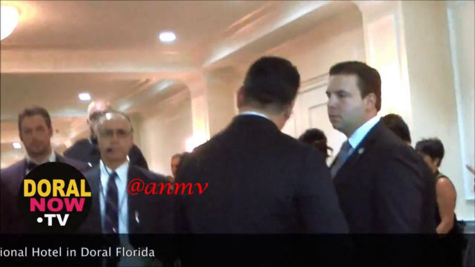 Re Carpet Detrás de las escenas en el Trump National Hotel para la 63ª Miss Universo William Levy (@willylevy29)