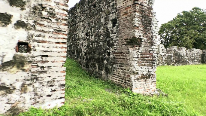 Panama Viejo Ruins and Artisans market . Panama City, Panama. 2014.