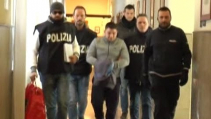 Caivano (NA) - Omicidio a Nettuno, arrestato latitante del clan Ciccarelli -2- (11.02.15)