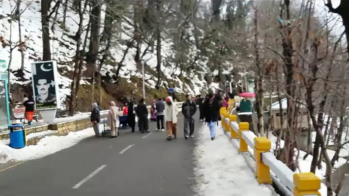 murree forge snow and most beautiful view from raja Arshad video post 05-2-2015