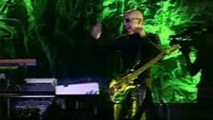 Joe Satriani - The Crush Of Love