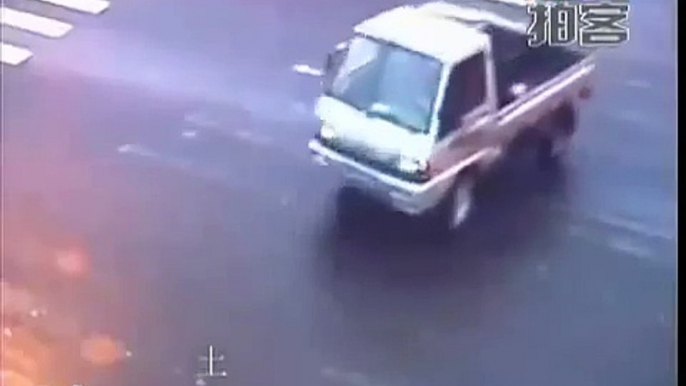 Crazy Motorcycle Crash Chinese Man Flips and Lands on feet