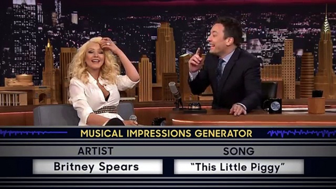 Christina Aguilera impresiona con sus imitaciones de Britney Spears y Shakira