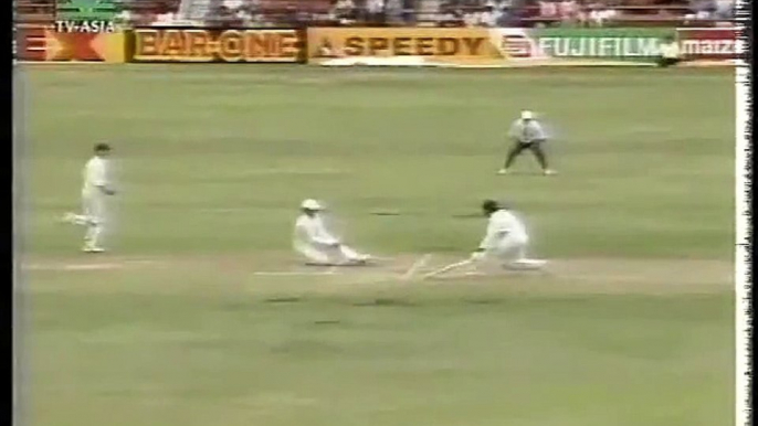 Historic cricket Incident 1st Batsmen ever dismissed by 3rd umpire Sachen Tendulkar By Jonty Rhodes