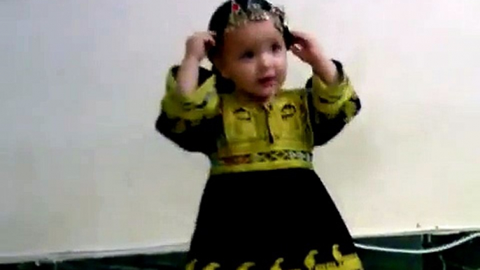 Cute baby dancing to pashto music Pakistani Funny Clips 2017 funny videos | funny clips | funny video clips | comedy video | free funny videos | prank videos | funny movie clips | fun video |top funny video | funny jokes videos | funny jokes videos | come