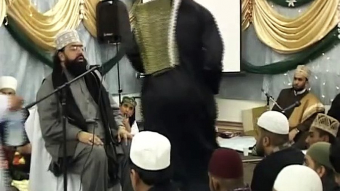 Pir Sayyid Irfan Shah sahib & Allama Pir Noor ul Aqtab sahib at Kanz ul huda New Markaz