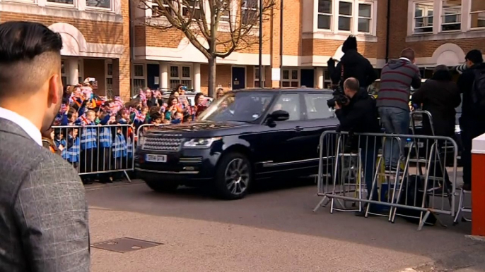 Kate meets Downton Abbey crew on Ealing Studios visit