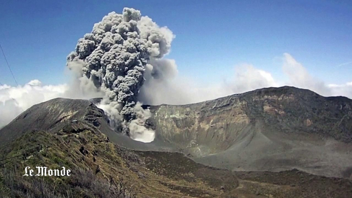 L'eruption du volcan Turrialba au Costa Rica