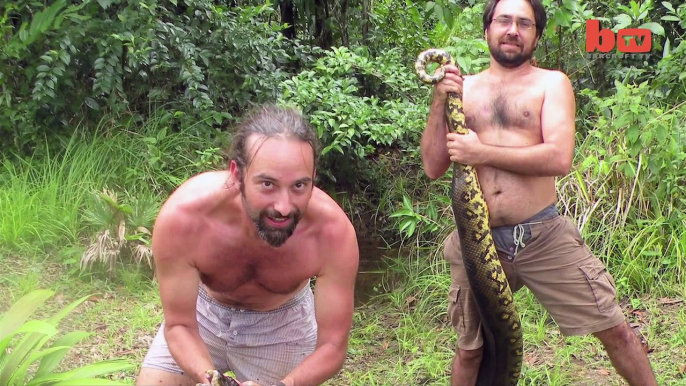 Giant Anaconda Captured After Eating Neighbour s Dog