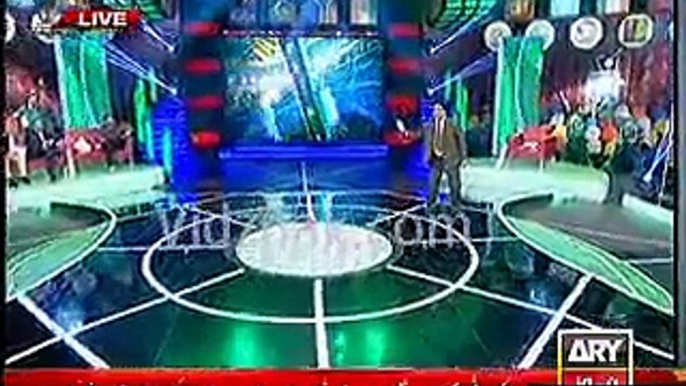 Umer Sharif bashing Pakistan cricket team with song -Humein Tumse Pyar Hai-