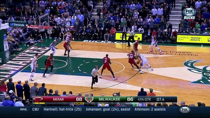 Khris Middleton Drains Game-Winning 3-Pointer - Heat vs Bucks - March 24, 2015 - NBA Season 2014-15