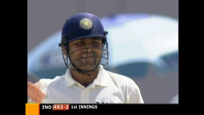 VIRENDER SEHWAG - BRINGS UP HIS 300 WITH A MASSIVE SIX VS PAKISTAN 2004 _1080p HD_