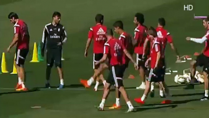 Real Madrid: Lucas Silva le hizo un huachón a Cristiano Ronaldo (VIDEO)