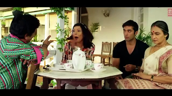 Crazy Cukkad Family - Swanand Kirkire, Shilpa Shukla