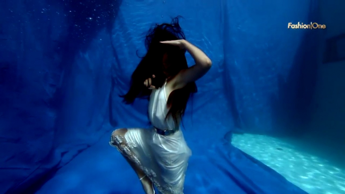 Photographers Beautiful Assasins Underwater Calendar Shoot Photographer Mick Gleissner