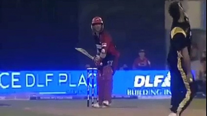 Shoaib Akhtar fires up with 4 wickets for KKR against DD