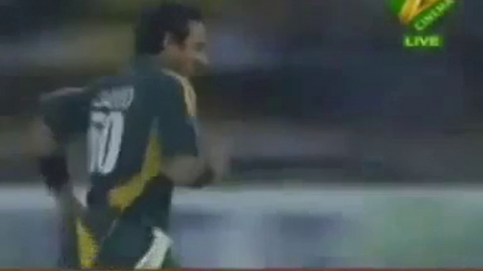 Saeed Ajmal Career Best  Wickets Collection