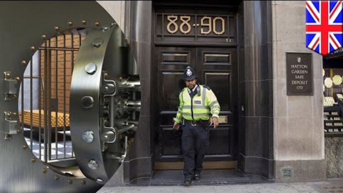 Hatton Garden jewellery robbery: thieves empty 300 safety deposit boxes from London vault