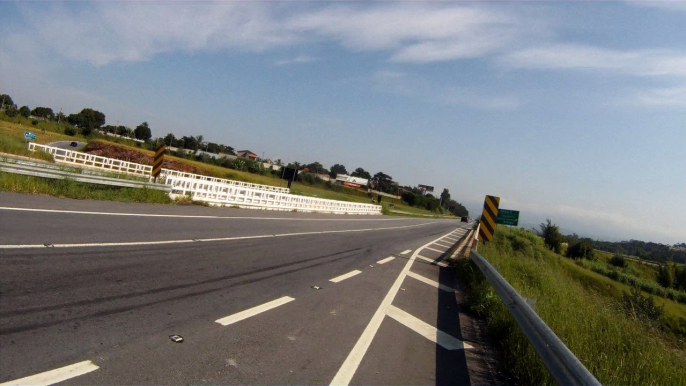 85 km. longuinho de alto giro, Taubaté a Tremembé, Pista de treino para o Ironman Floripa 2015, Marcelo, Fernando e amigos, SP, Brasil, 14 de abril de 2015, (31)