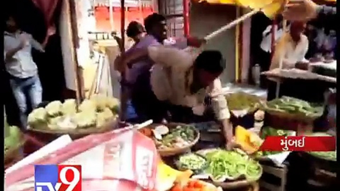 Tv9 Gujarat - Mumbai : Woman beats husband in public