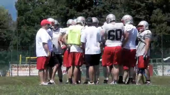 Austrian National Football Team 2011 (American Football) + Mozart = Awesome!