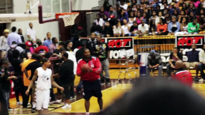 Chris Brown Dunking Highlights at Celebrity Basketball Game in Atlanta