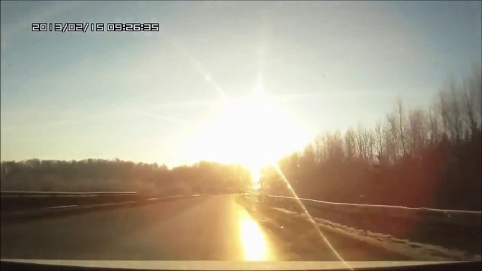 Meteorite Falls In Russian Urals Chelyabinsk region UFO? 2/15/2013