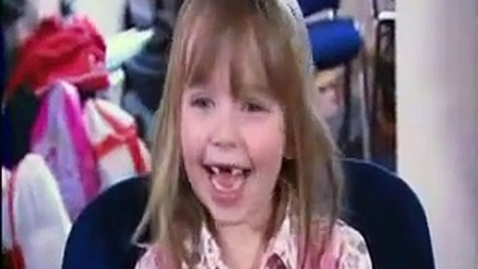 ☆"Britains Got Talent or Americas Got Talent ♥ Connie Talbot WOWs Simon Cowell !"