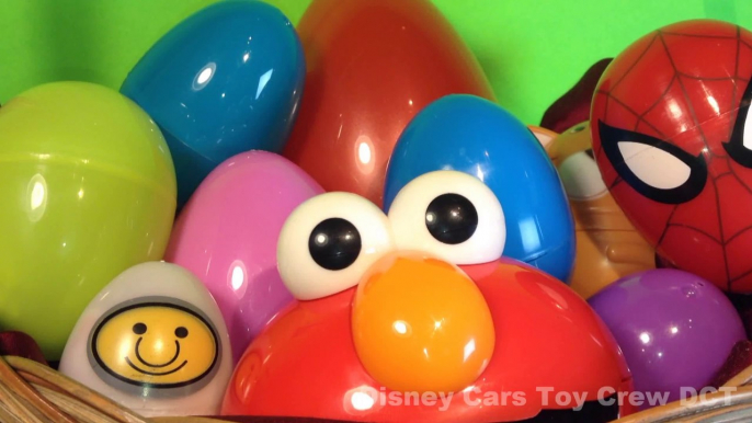 12 Kinder Surprise Eggs w/ Spongebob, Cars, Monsters University and Star Wars!