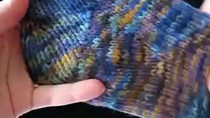 KNITFreedom - Toe-Up Socks Pattern Overview: How to Knit Basic Socks from the Toe Up