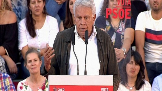 Felipe González pide que dejen gobernar a Susana Díaz