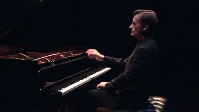 Bach Toccata and Fugue in D minor BWV 565 Piano tr Cortot - Stephen Hough