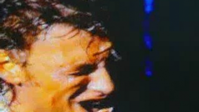 johnny hallyday derriere l amour(bercy 92)