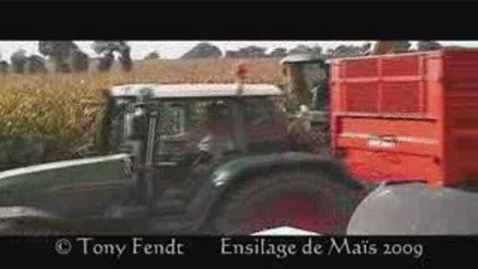 Ensilage De Maïs 2009 Partie N°1 Chez Tony fendt