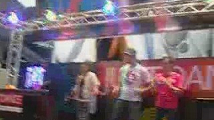 tros cool au salon du jeux avec danse danse sur wii